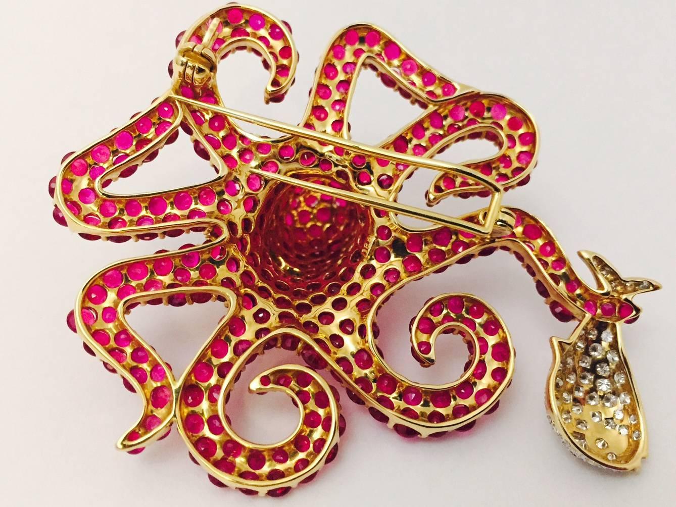  Marvin Katz Outrageous Octopus Ruby Diamond Brooch  In Excellent Condition In Palm Beach, FL