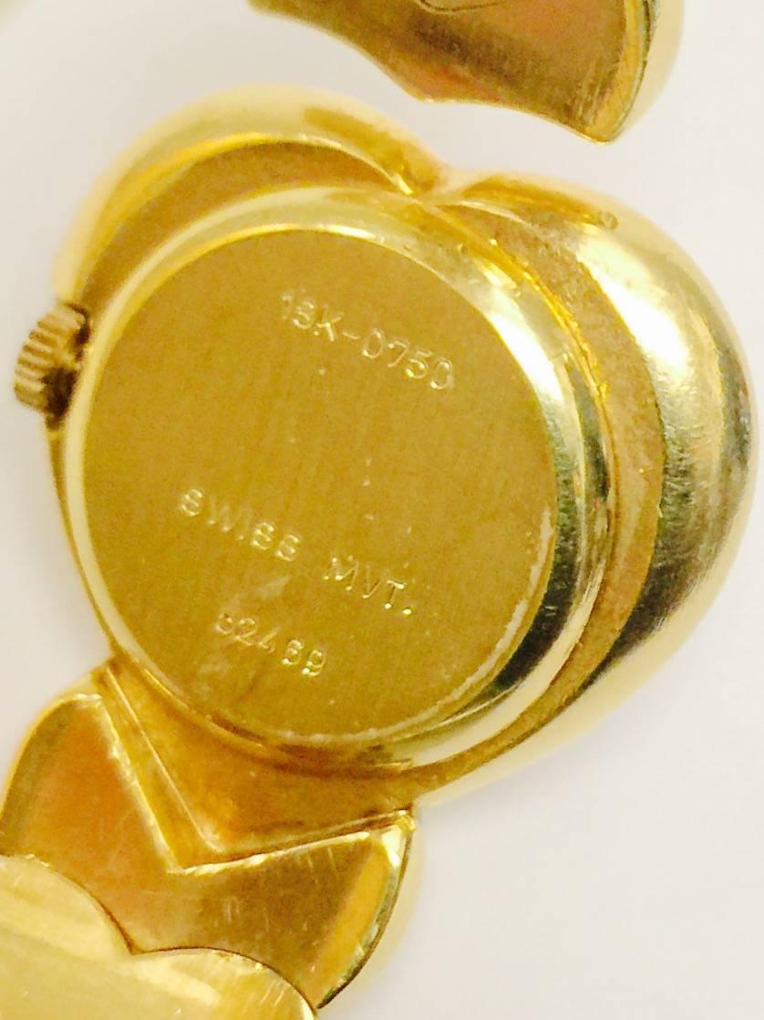 Ladies Yellow Gold Heart Shape Bracelet Quartz Wristwatch For Sale 1