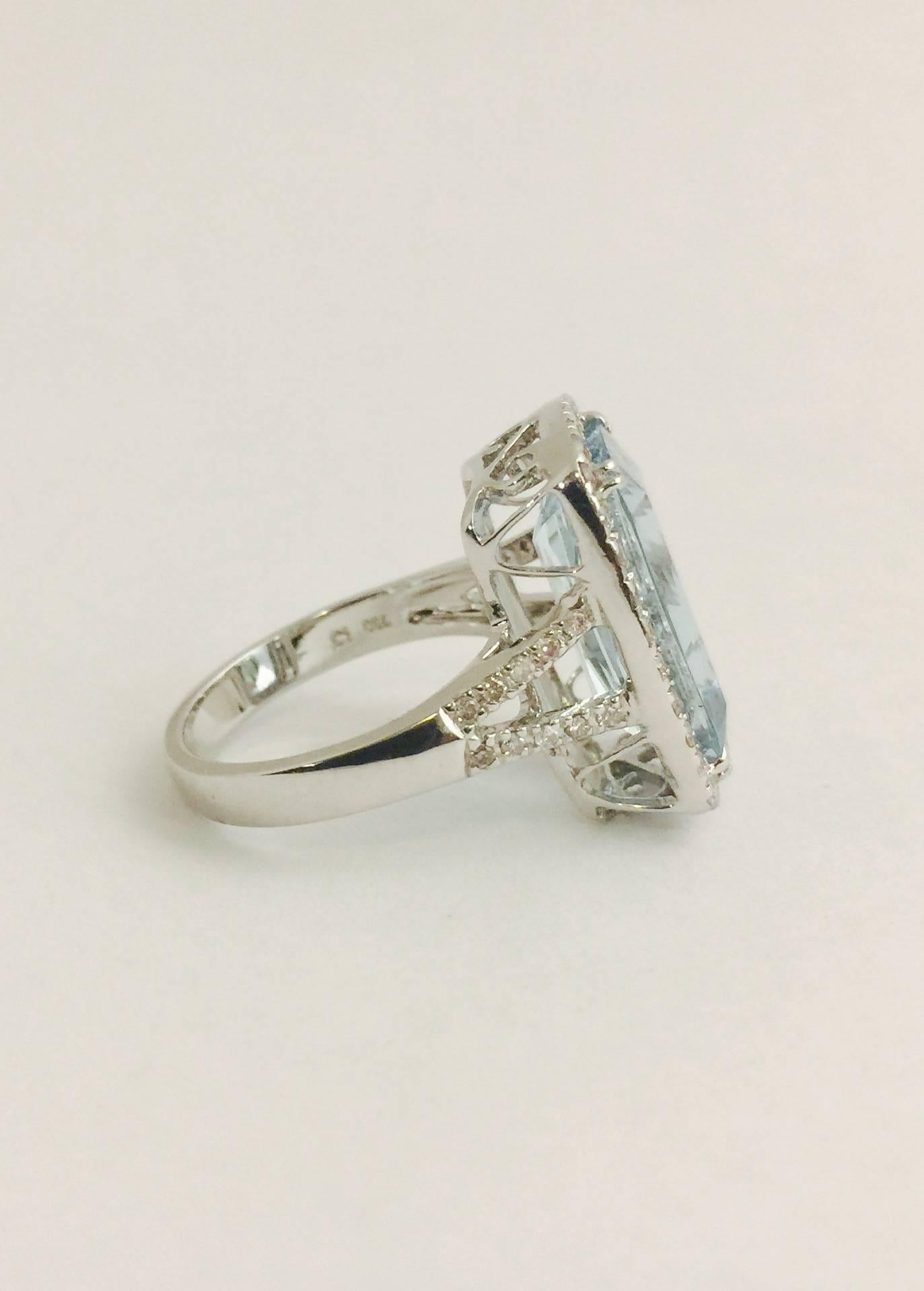 Aquamarine Diamond Ring In New Condition In Palm Beach, FL