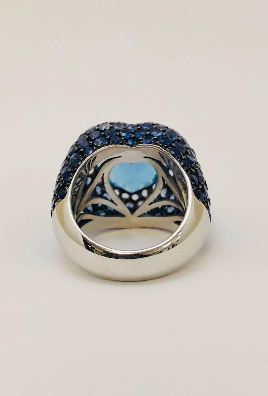 Ombre Blue Topaz and Sapphire Diamond Heart Shaped White Gold Ring  In Excellent Condition For Sale In Palm Beach, FL