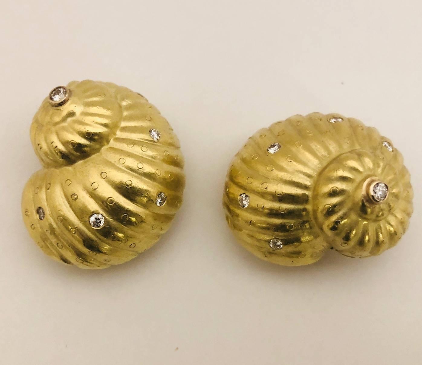 Fabricated in 18 karat yellow gold, these nautilus shells have a matte finish and the detail is striking!  Julia Boss creates the finest of fine jewelry with high end materials and timeless design.  Her pieces can be found at Neiman Marcus and The