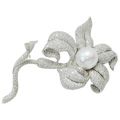 Pearl Diamond Gold Flower Brooch