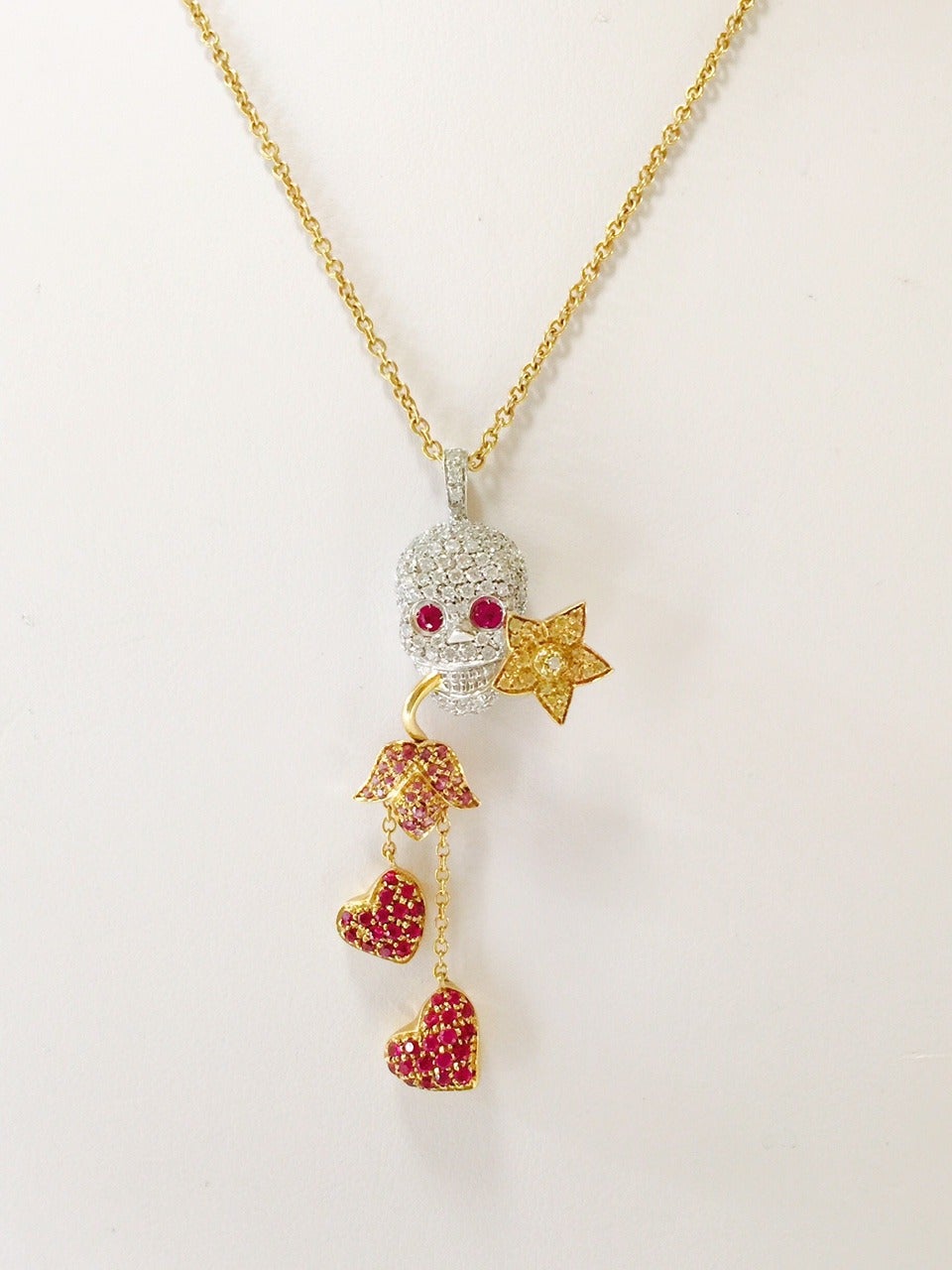 gucci skull necklace