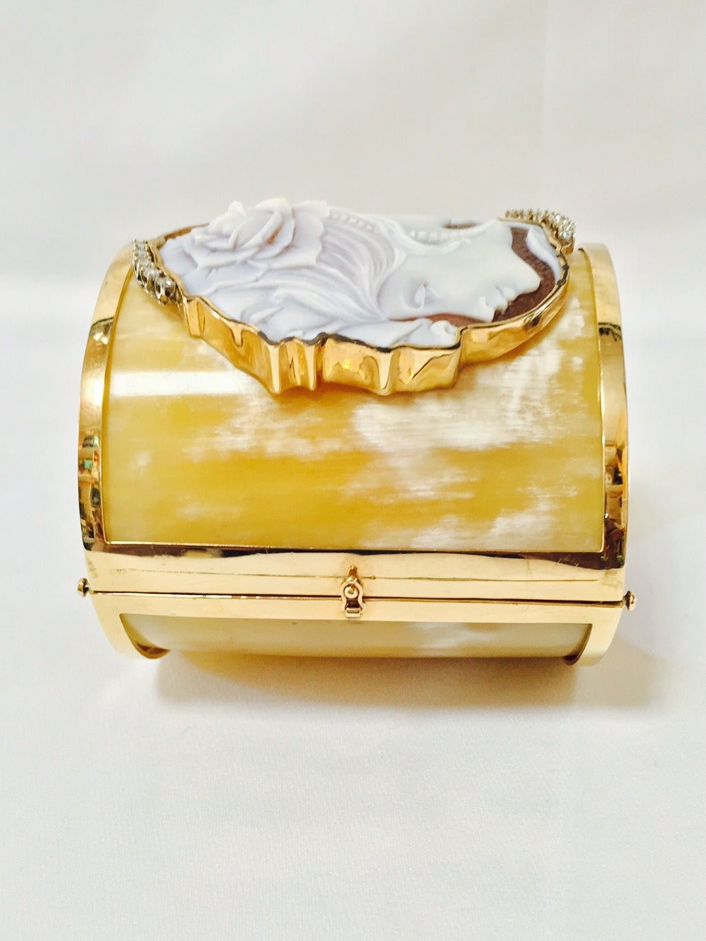 Women's Stunning Italian Shell Cameo Buffalo Horn Cuff