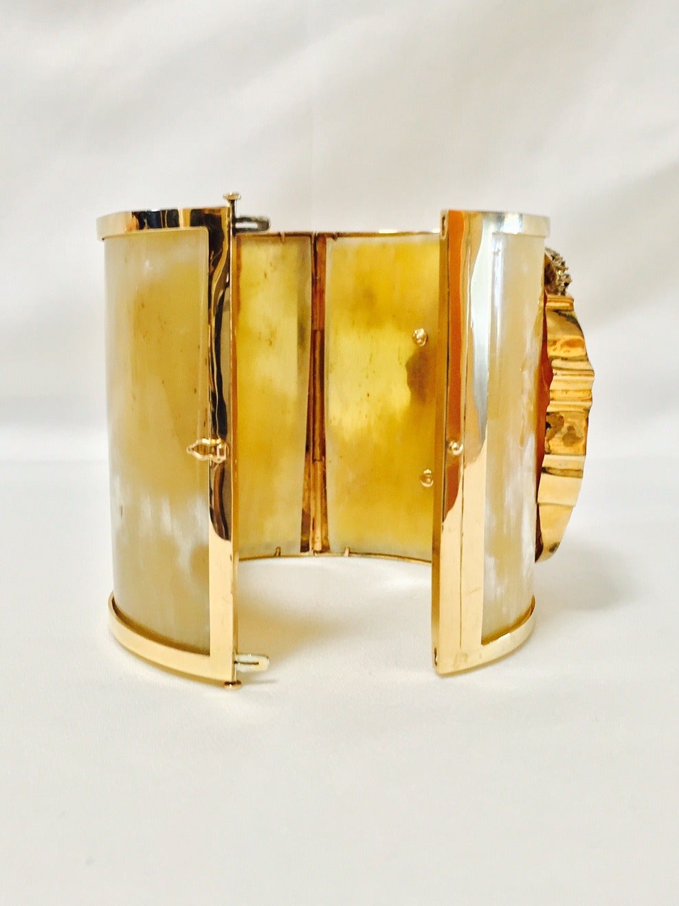 Stunning Italian Shell Cameo Buffalo Horn Cuff 1