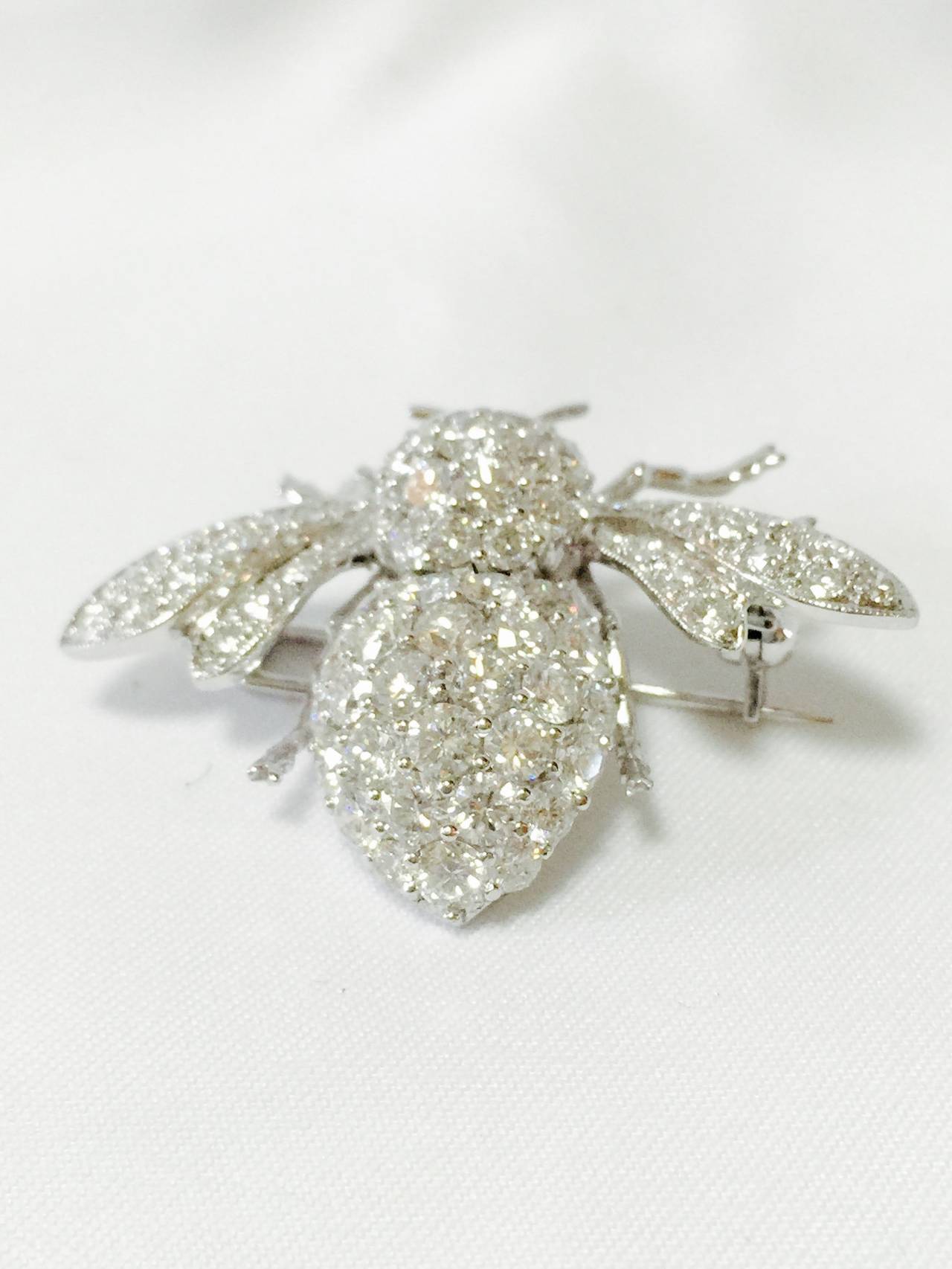 A Pair of  Diamond Sapphire Bee Brooches In Excellent Condition In Palm Beach, FL