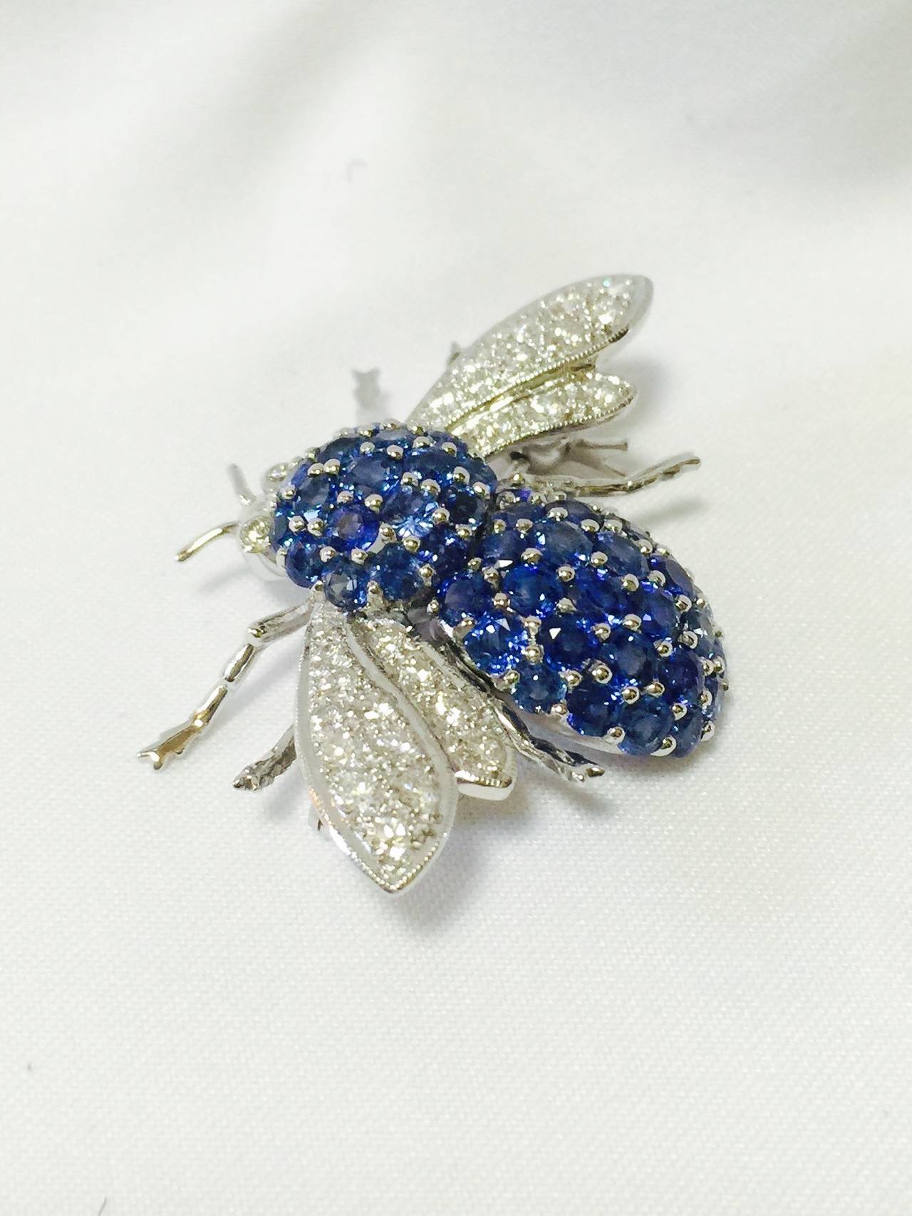 Women's A Pair of  Diamond Sapphire Bee Brooches