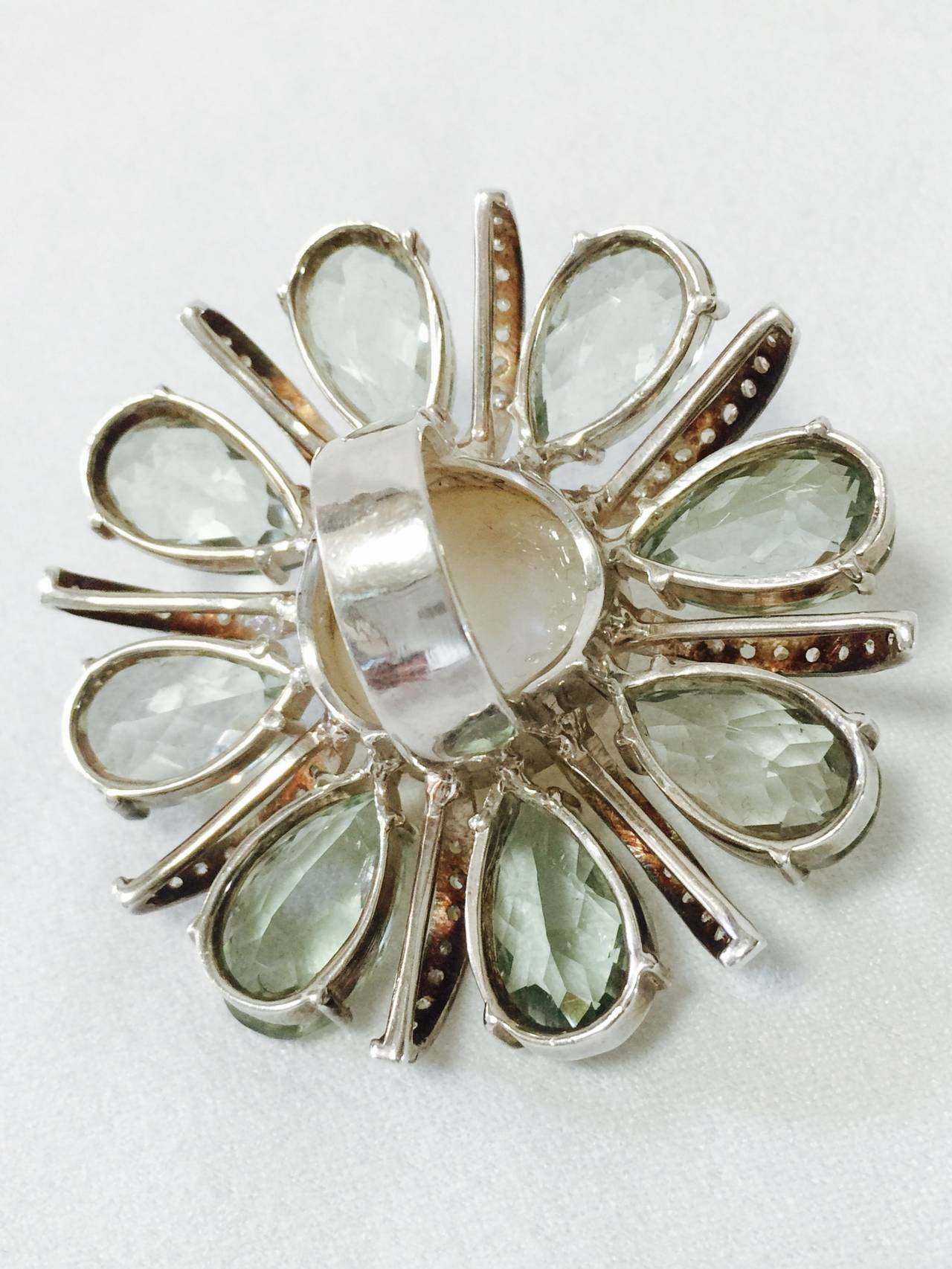 New Maria Hamilton Green Amethyst Swarovski Crystal Sterling Flower Ring In New Condition For Sale In Palm Beach, FL