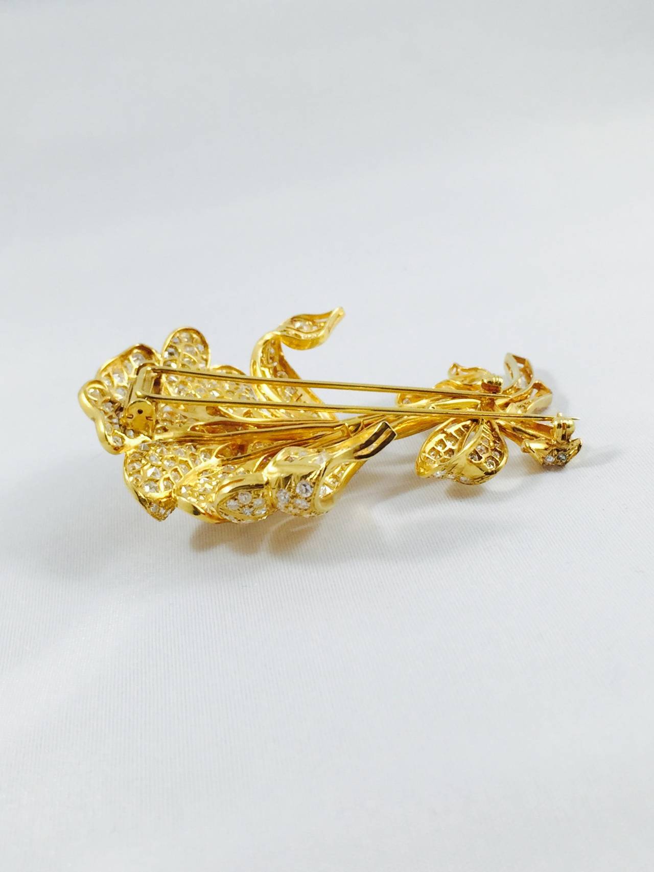 Fabulous Diamond Gold Platinum Flower Brooch In Excellent Condition In Palm Beach, FL