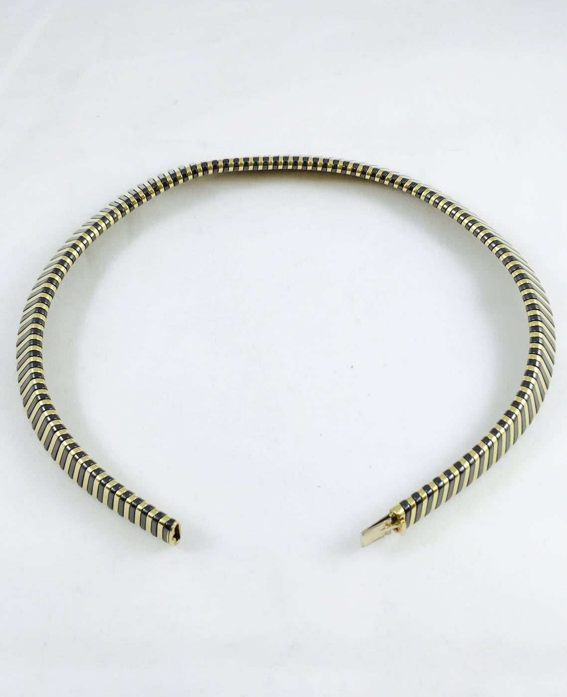 Striking Gold Choker with Gold Coin Ruby Enhancer In Excellent Condition In Palm Beach, FL