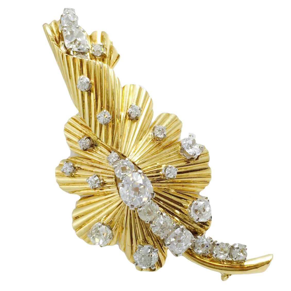1970s 18 Karat European Cut Diamond Gold Flower Brooch For Sale
