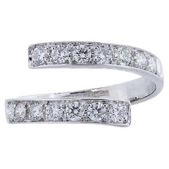 Modern 18 Karat White Gold 0.42 Carat white Diamonds Engagement Design Ring
