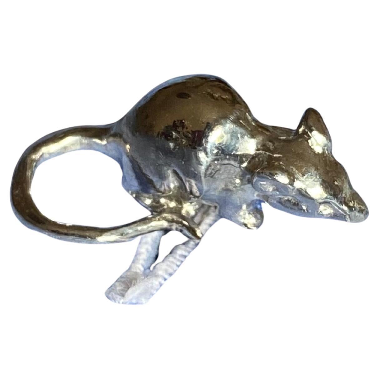 Is gold plated real gold?