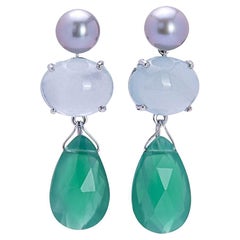 18 Karat White Gold Light Blue Topaz Green Agate Contemporary Design Earrings