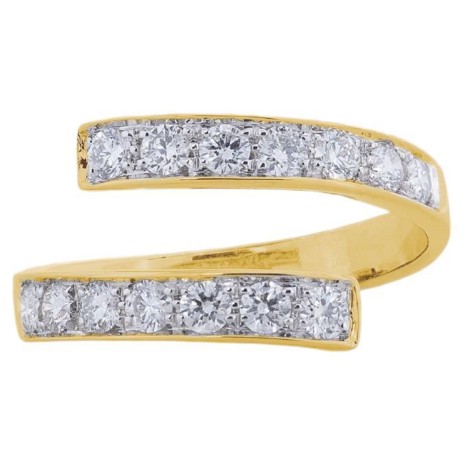 Unisex 18 Karat Gold 0.50 Karat White Diamonds Essential Modern Design Ring For Sale