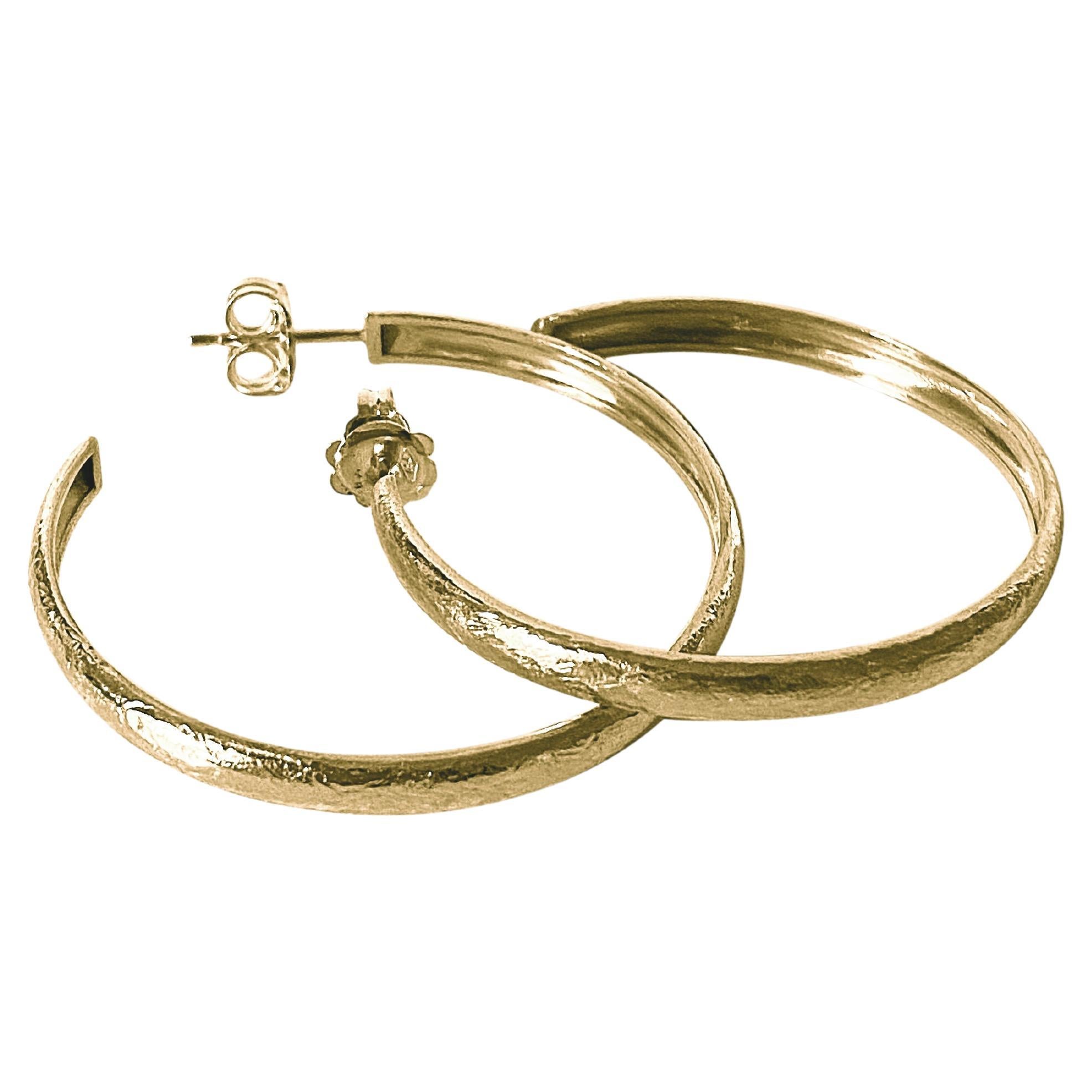 Handcrafted 18 Karats Yellow Gold Scratched Satin Design Hoops Earrings
