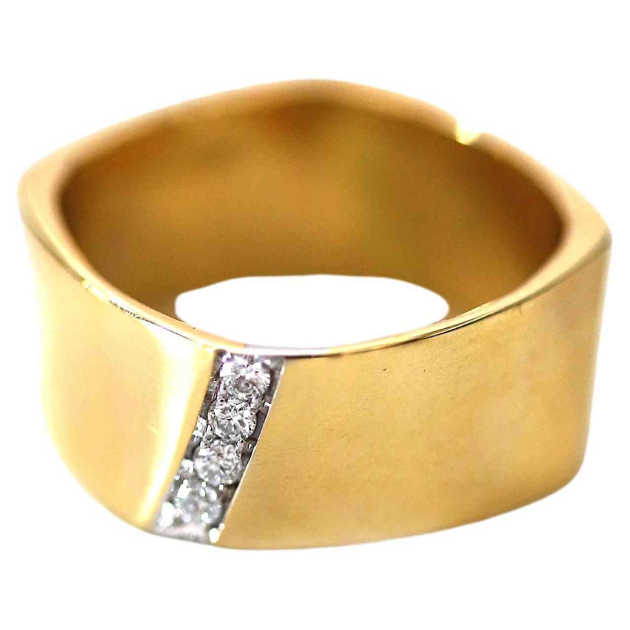 Zigarrenband 0,08 Karat Weiße Diamanten 18 Karat Gelbgold Design Ring