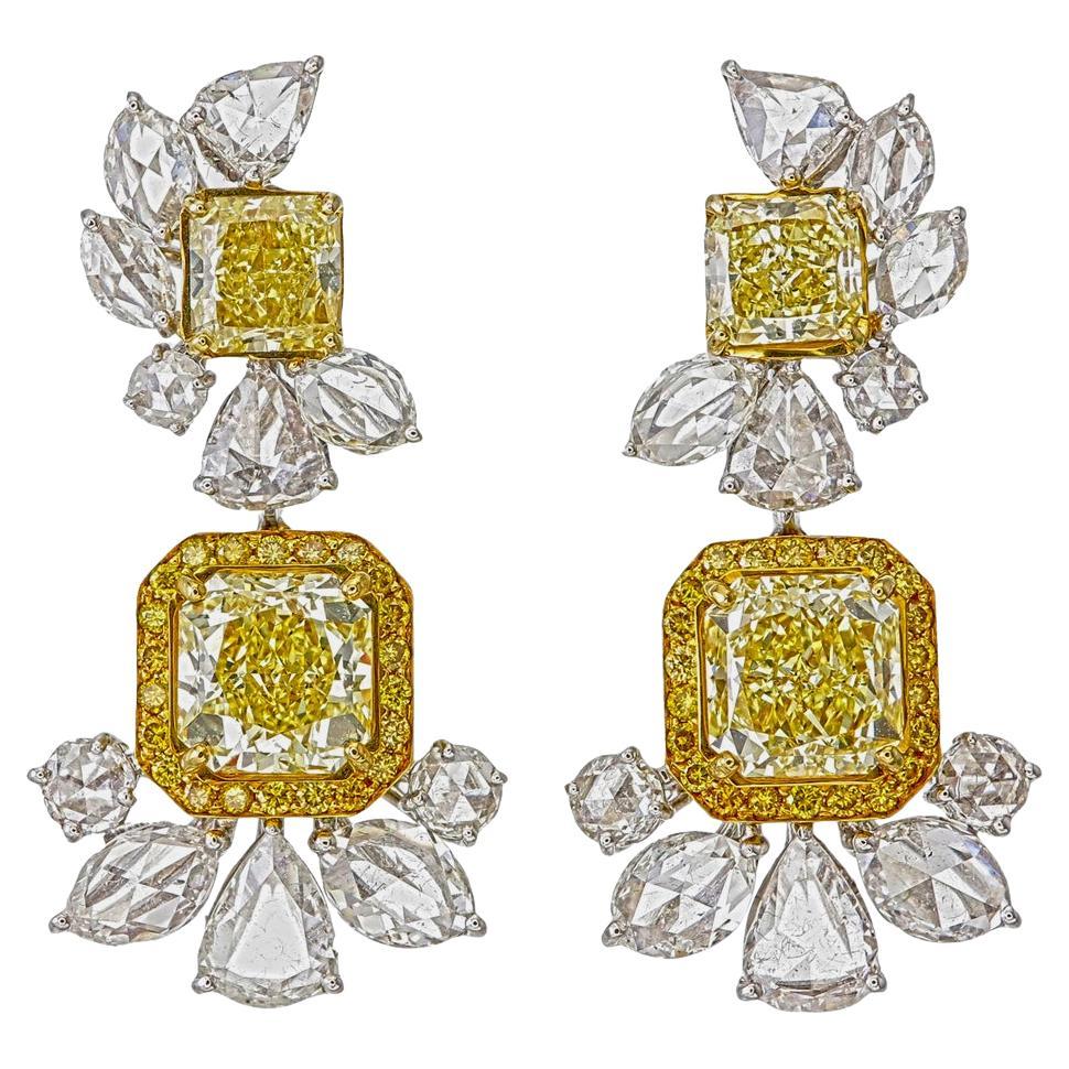 Boucles d
oreilles en or blanc 18 carats avec diamant jaune fantaisie de 2,87 carats certifié GIA