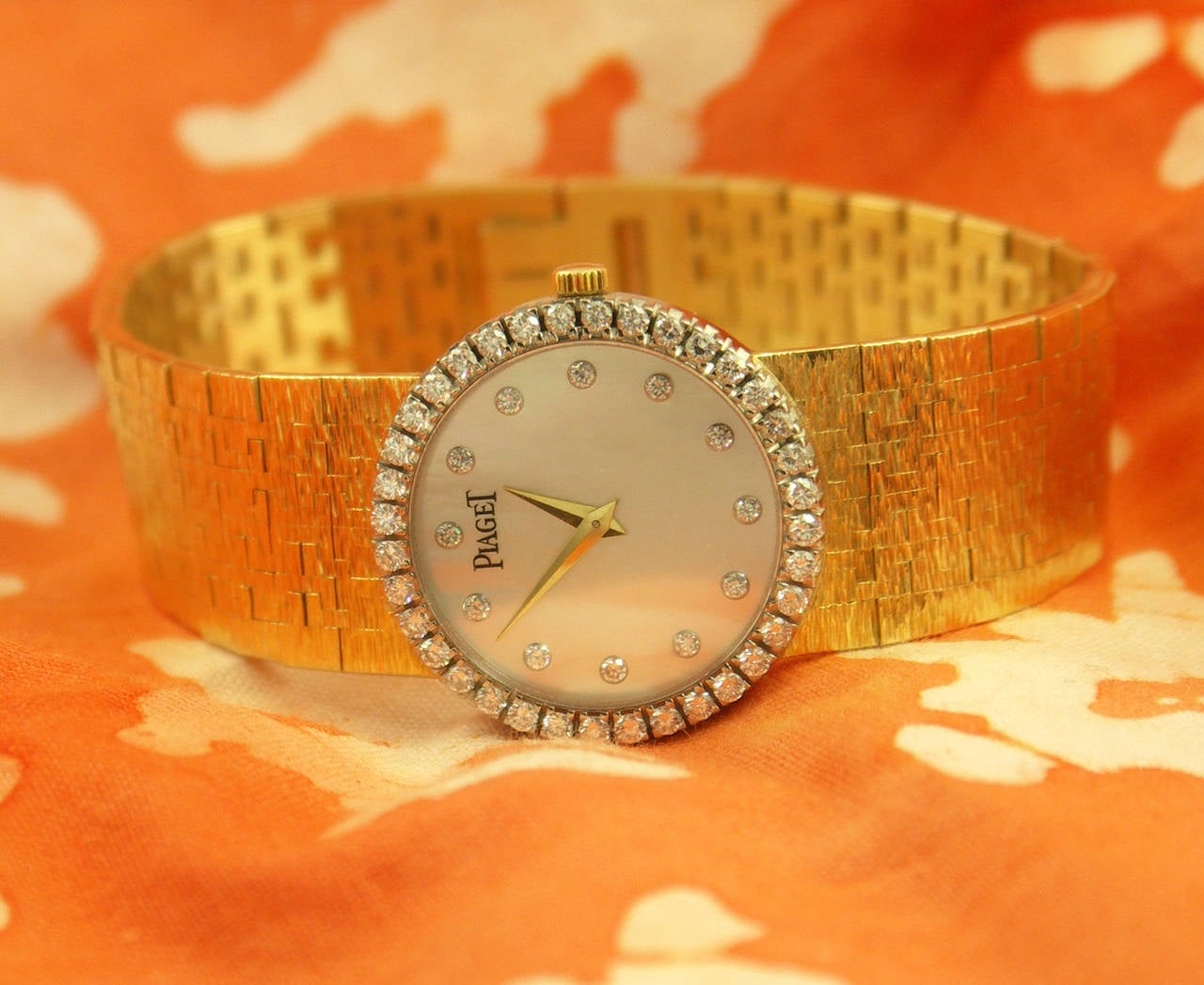 Women's Piaget Lady's Yellow Gold Mother of Pearl Diamond Quartz Wristwatch