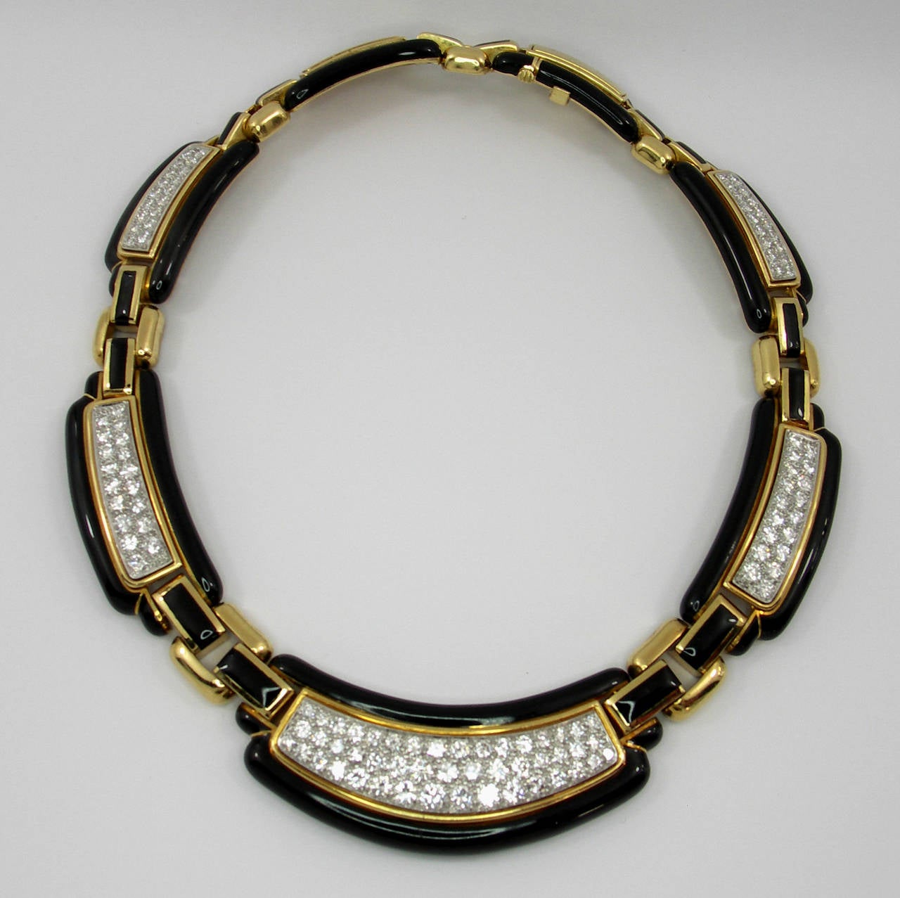 David Webb Black Enamel Diamond Gold Necklace In Excellent Condition In Palm Beach, FL