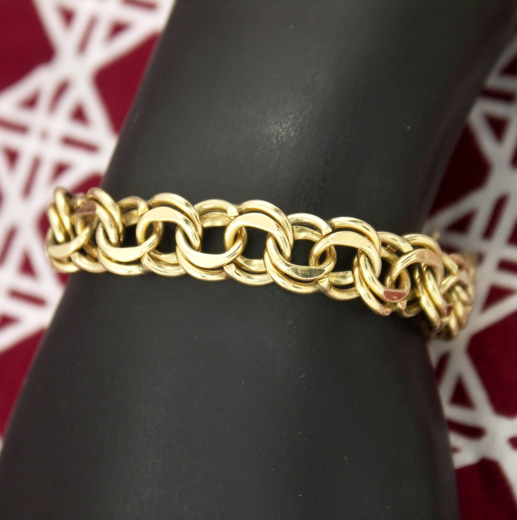 Gold Double Spiral Link Bracelet In Excellent Condition In Palm Beach, FL