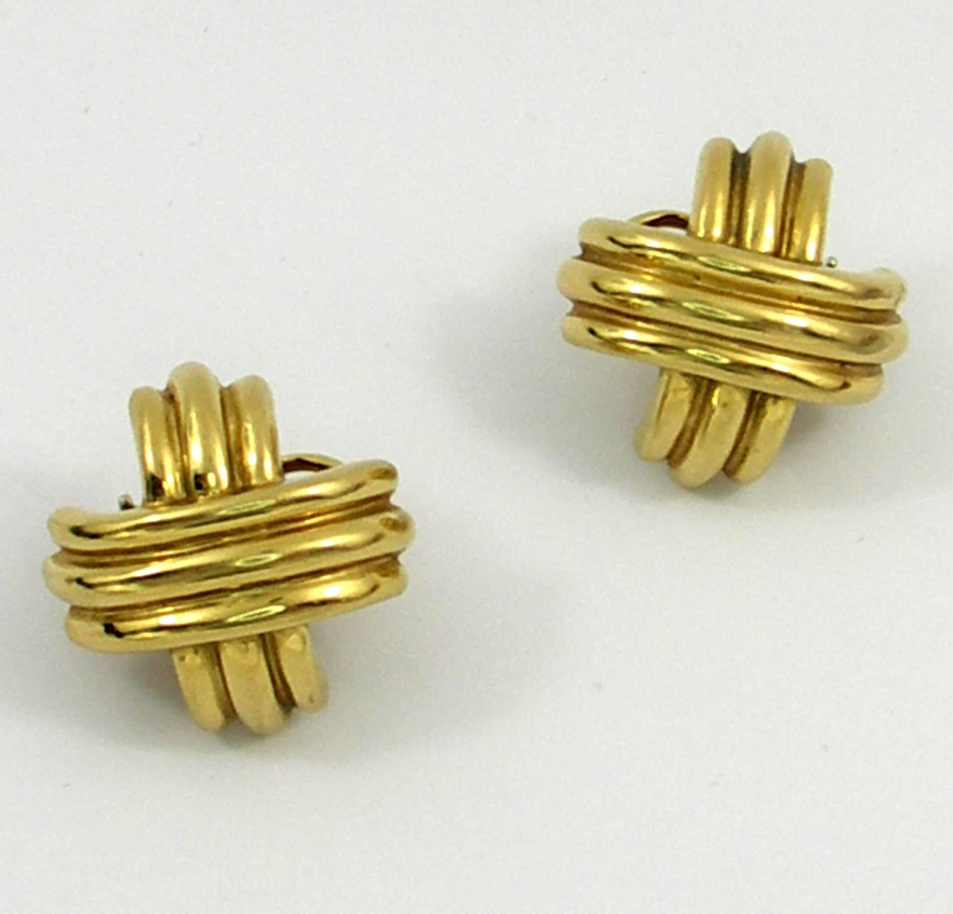 Tiffany Gold X Earrings In Excellent Condition In Palm Beach, FL
