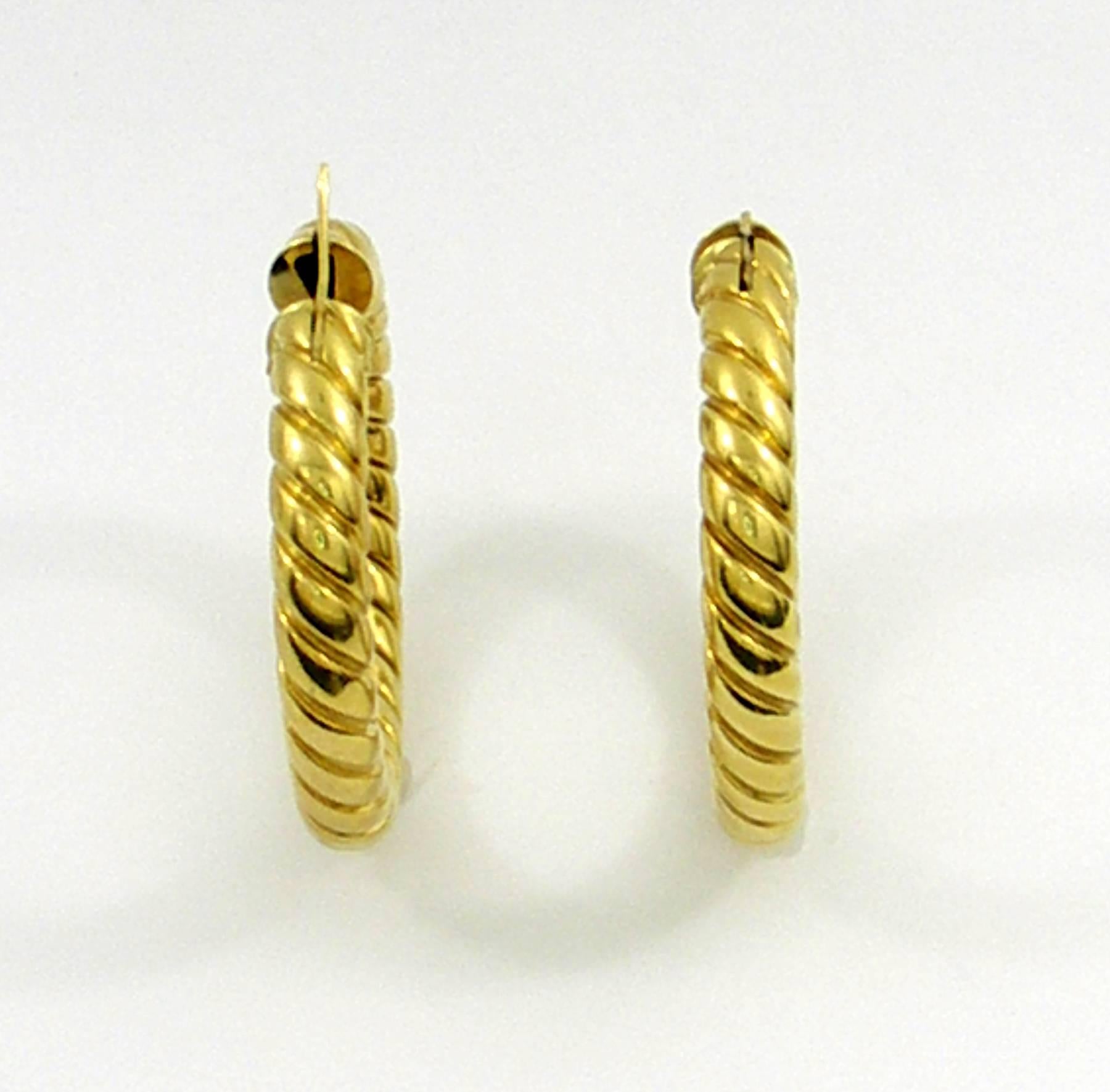 Large Twisted Rope Design Gold Earrings 1