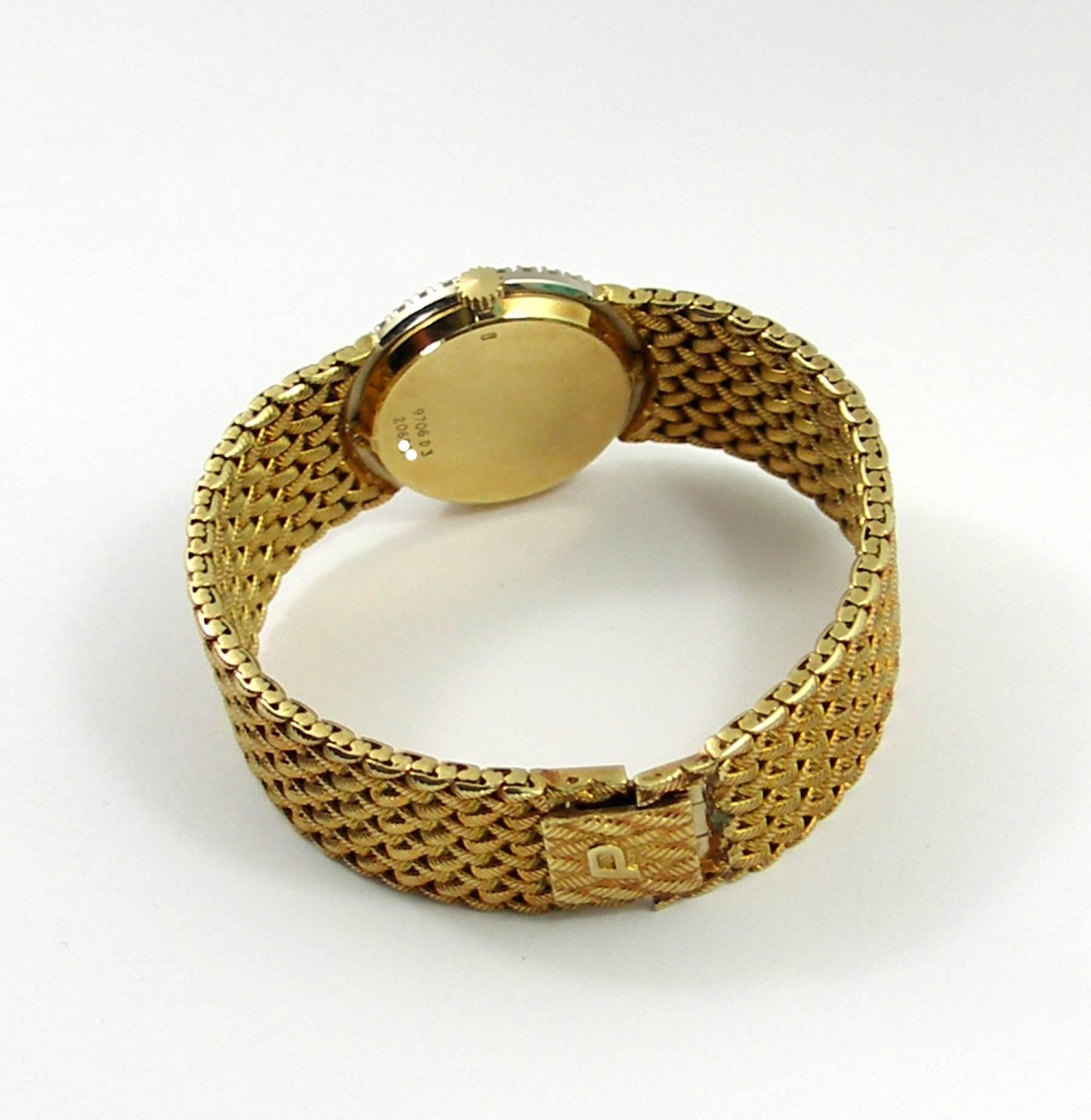 Women's or Men's Piaget Ladies Yellow Gold Mother of Pearl Diamond Dial Watch/ Wristwatch 