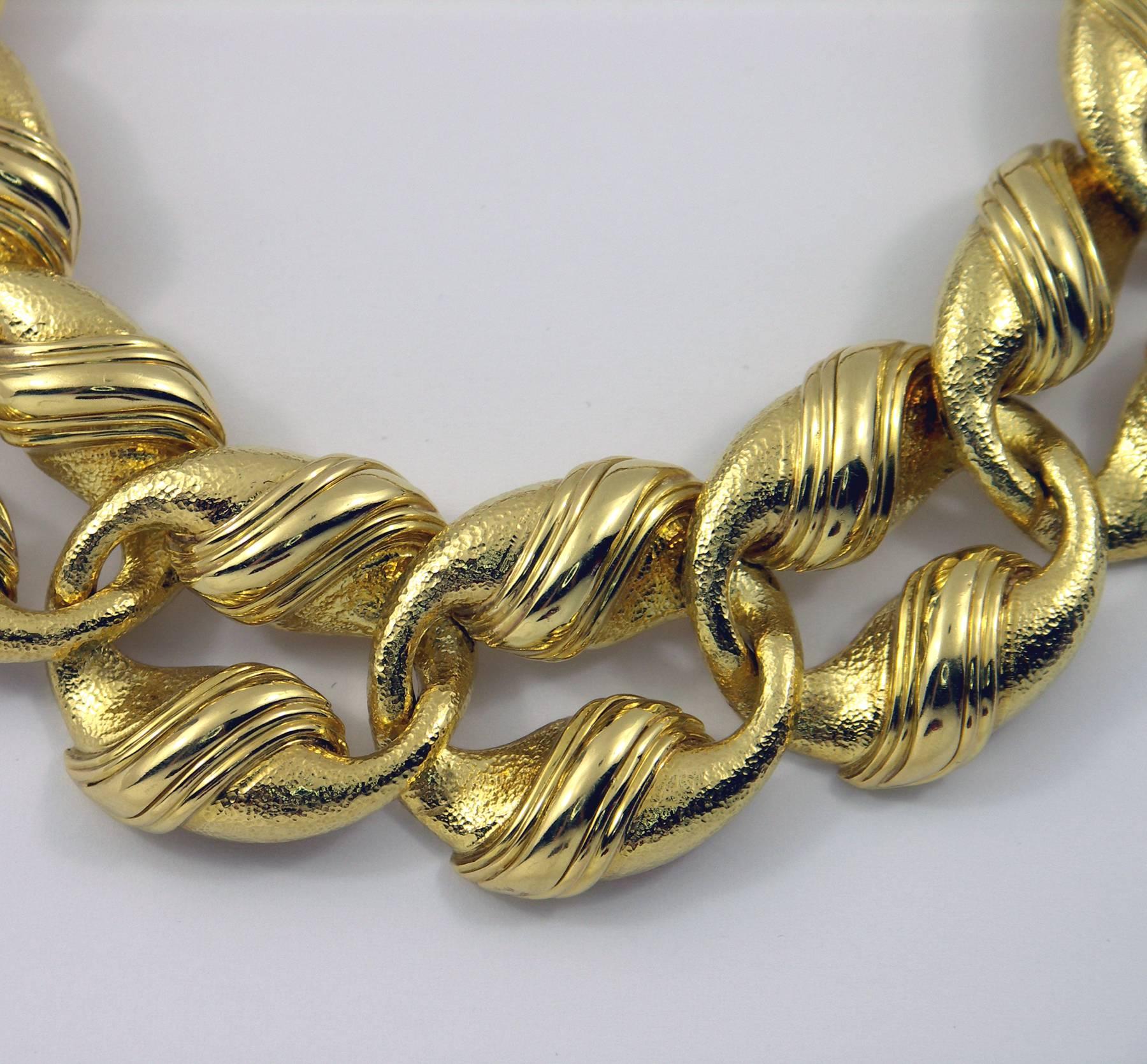 David Webb Gold Link Necklace 1