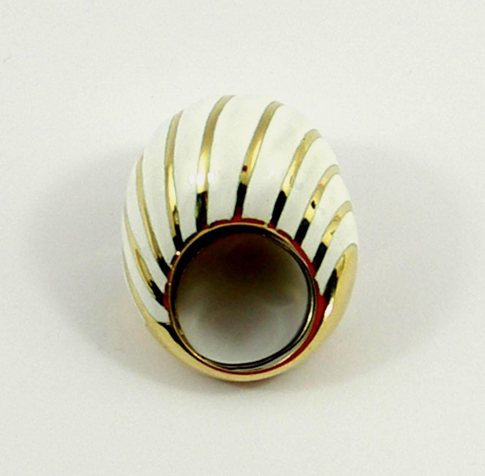 David Webb White Enamel and Yellow Gold Spiral Design Ring 2