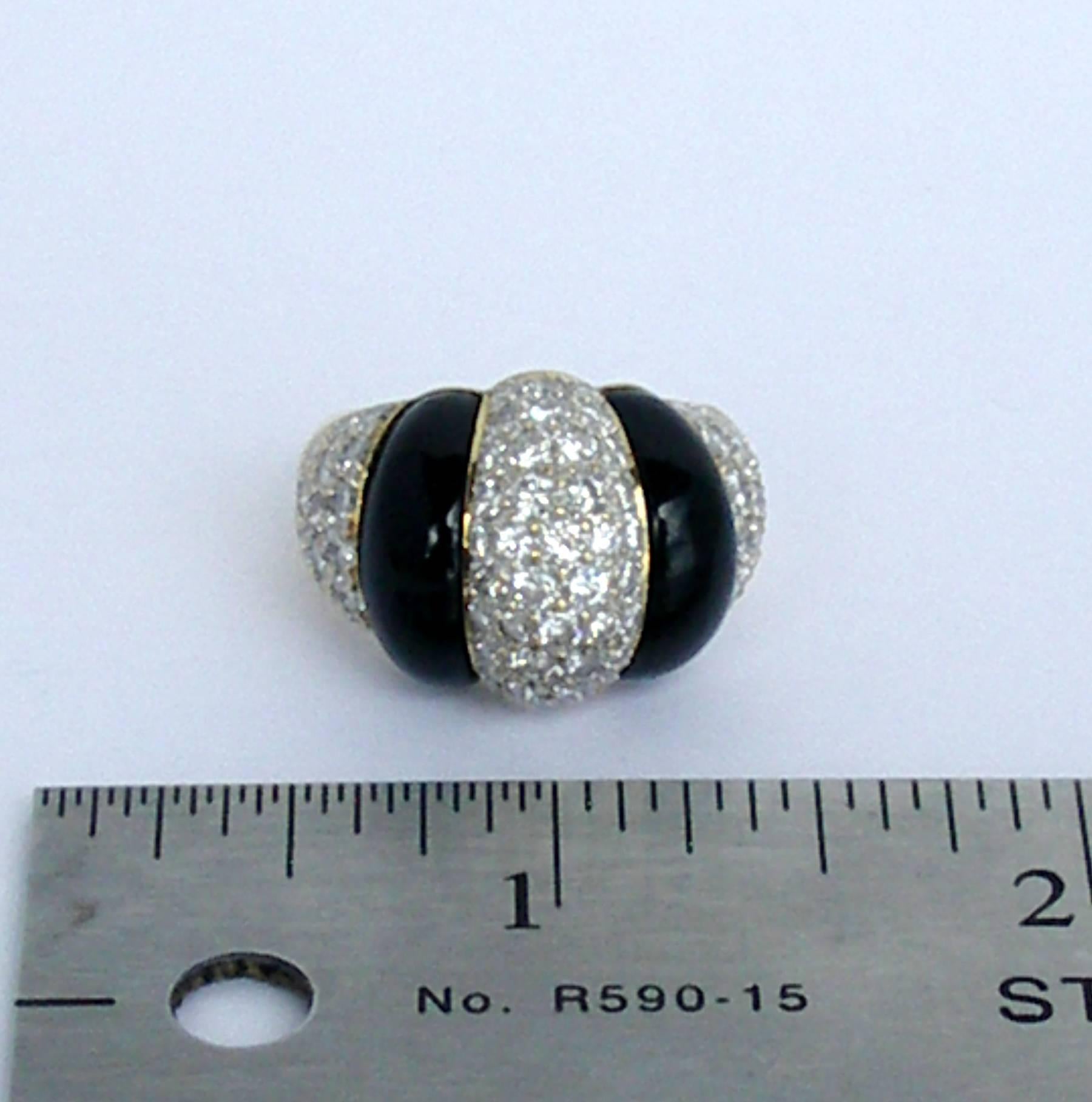 Ladies Gold Alternating Pave Diamond and Onyx Band Ring 4
