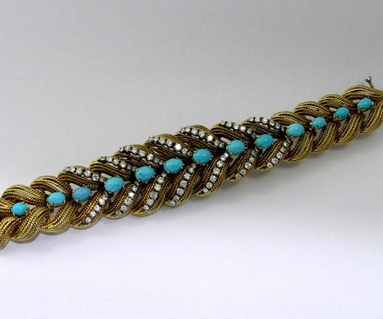 Rope Design Diamond and Turquoise Bracelet In Excellent Condition In Palm Beach, FL