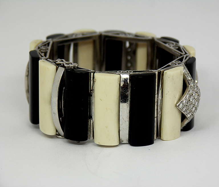 Onyx Bone Diamond White Gold Bracelet In Excellent Condition In Palm Beach, FL