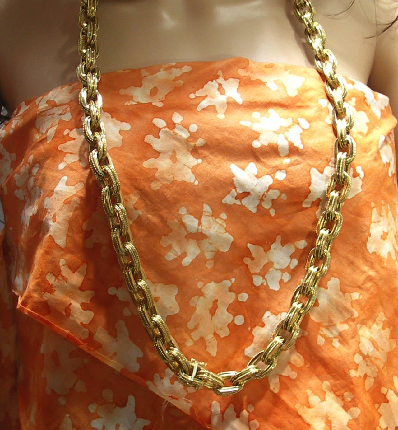 Large Gold Link Necklace In Excellent Condition In Palm Beach, FL
