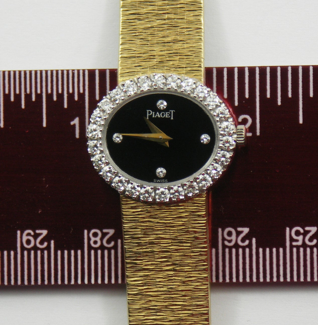 Piaget Lady's Yellow Gold Diamond Onyx Quartz Wristwatch 3