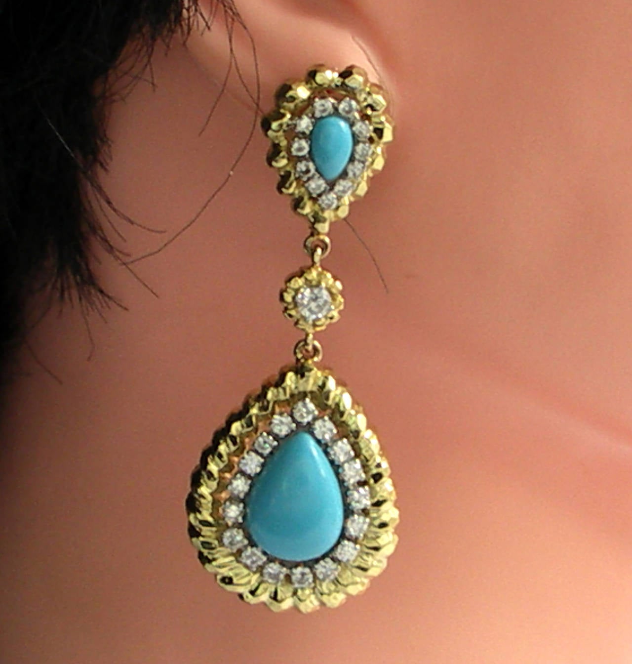 Turquoise Diamond Gold Drop Earrings In Excellent Condition In Palm Beach, FL