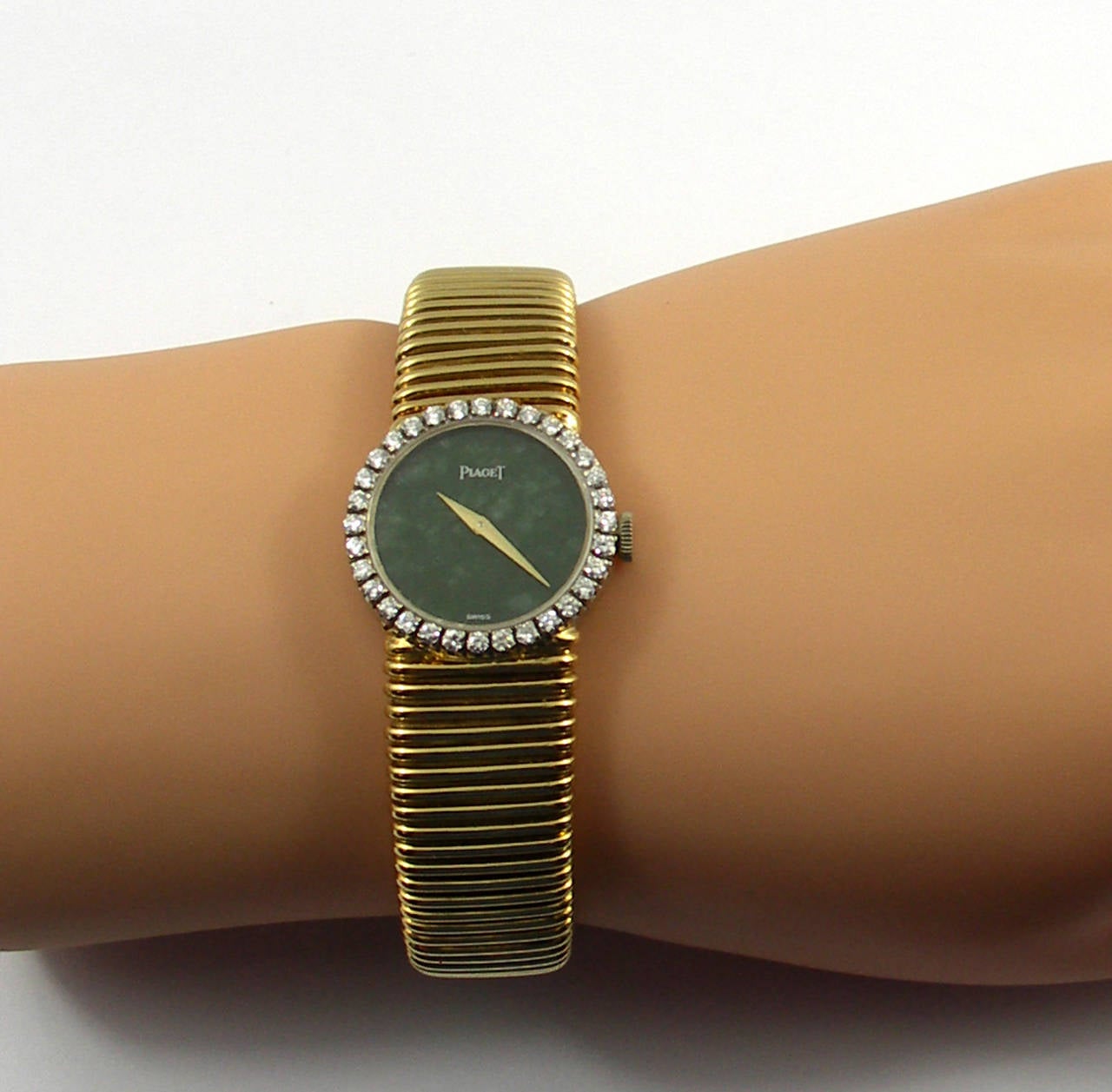 Piaget Ladies Yellow Gold Diamond Bezel Jade Dial Watch/Wristwatch In Excellent Condition In Palm Beach, FL