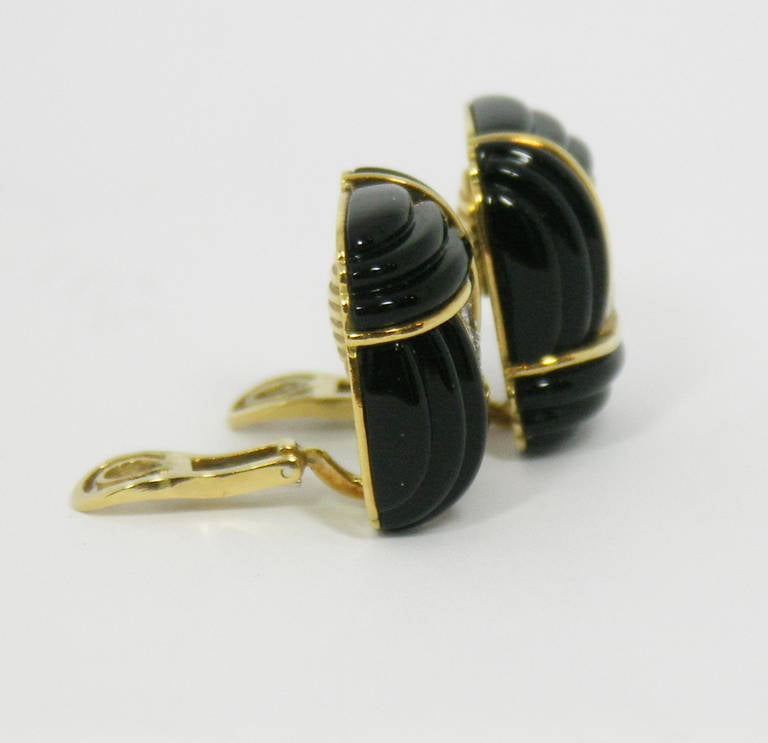 Turi Onyx Diamond Gold Earrings In Excellent Condition In Palm Beach, FL