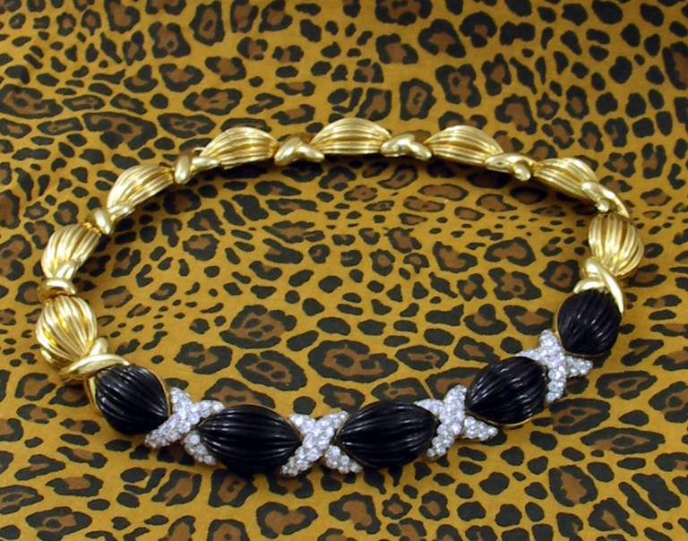 Turi Onyx Diamond Gold Necklace In Excellent Condition In Palm Beach, FL