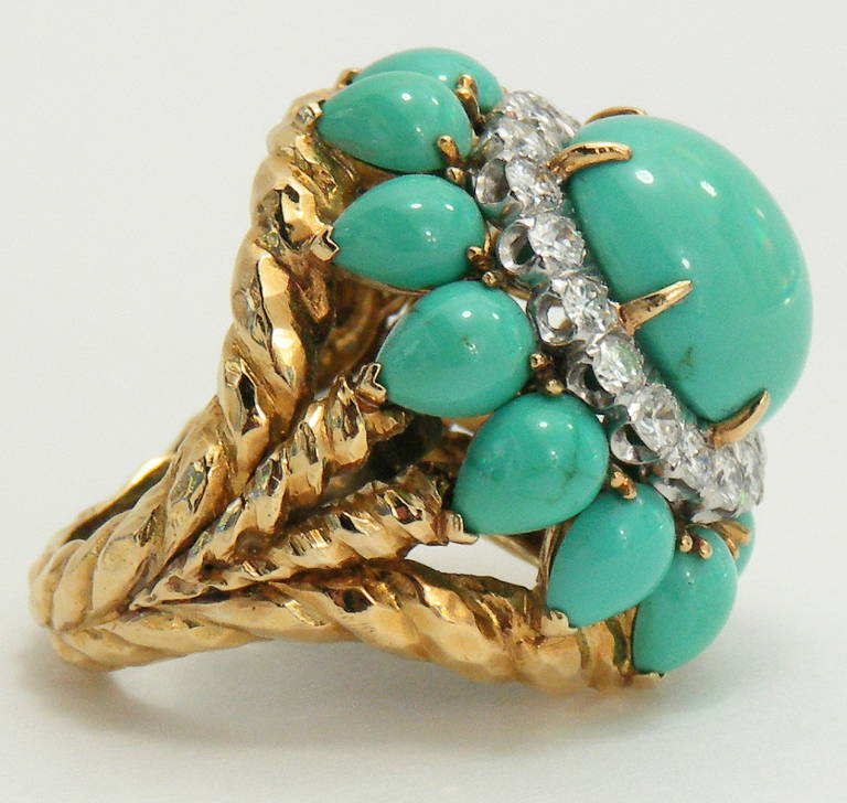 David Webb Turquoise Diamond Gold Ring In Excellent Condition In Palm Beach, FL