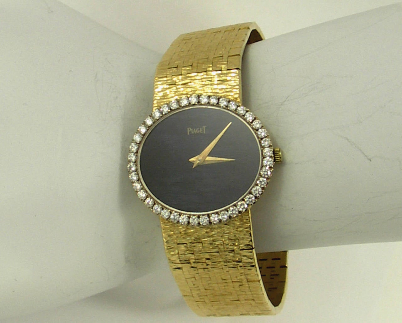 Women's Piaget Lady's Yellow Gold Diamond Oval Shaped Onyx Dial Bracelet Wristwatch
