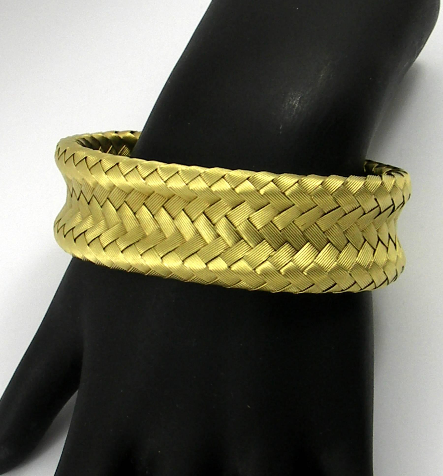 Woven Gold Cuff Bracelet In Excellent Condition In Palm Beach, FL