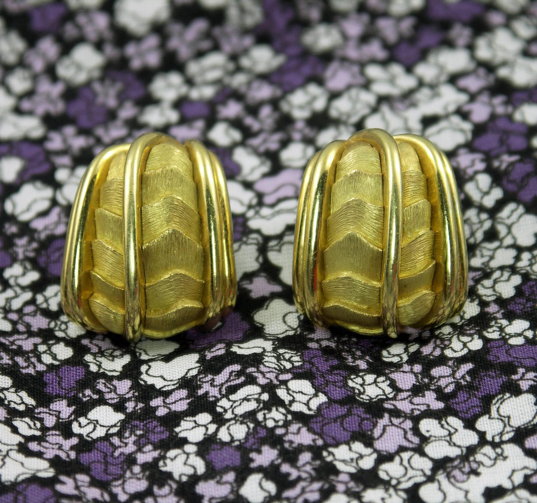 Women's Henry Dunay Organic Design Gold Earrings