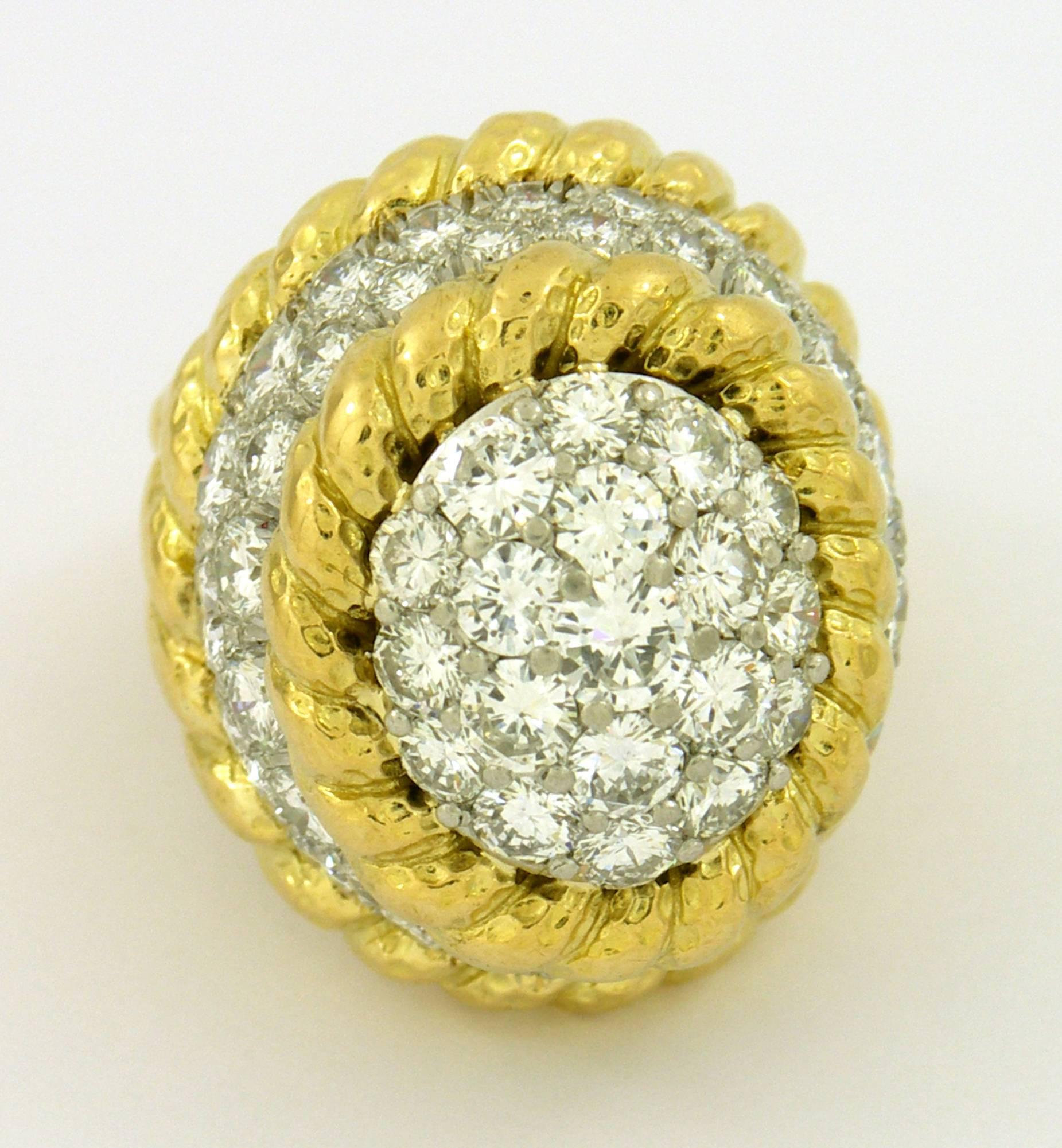 David Webb Large Diamond Gold Ring  1