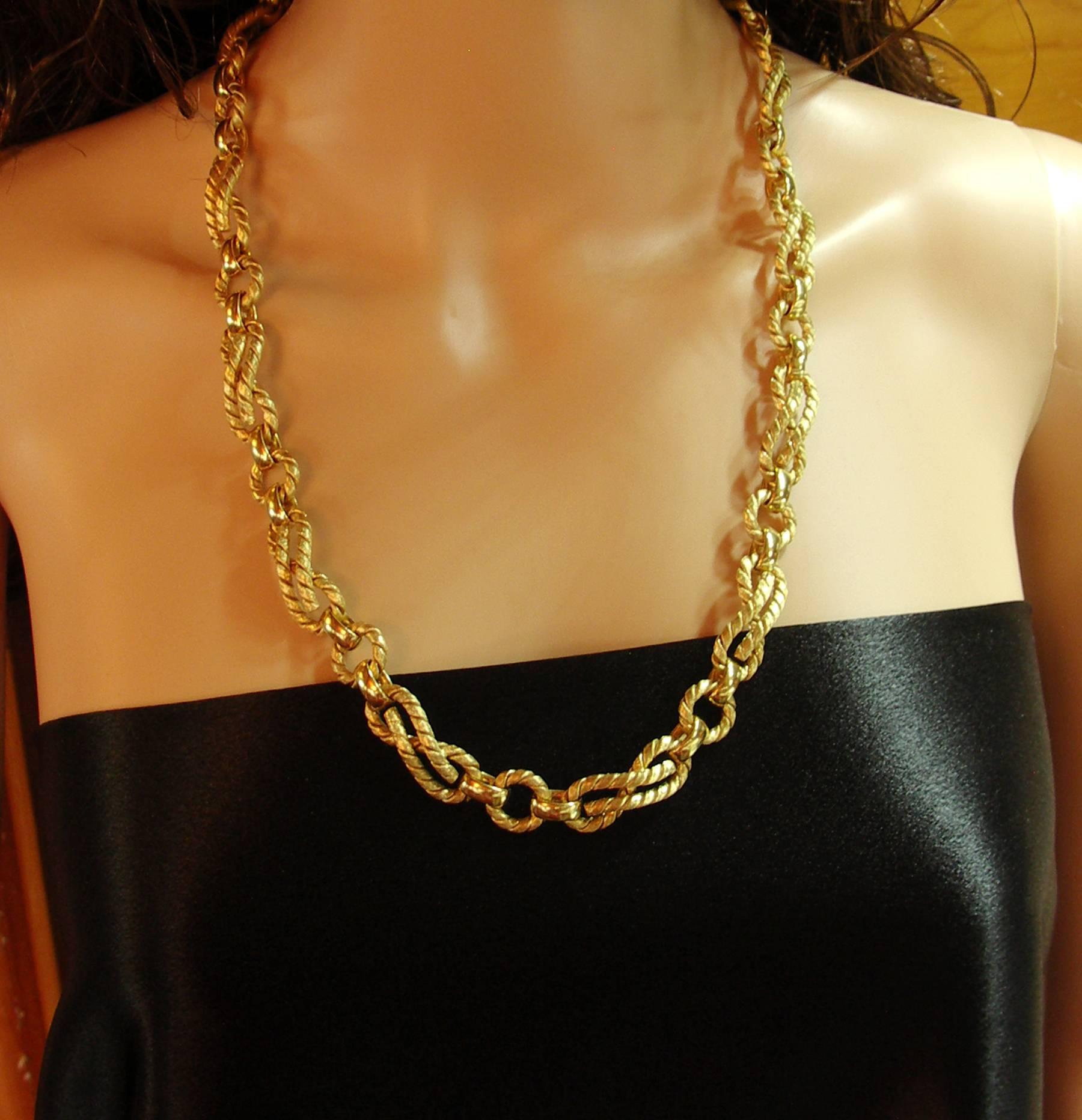 gold necklace and bracelet set