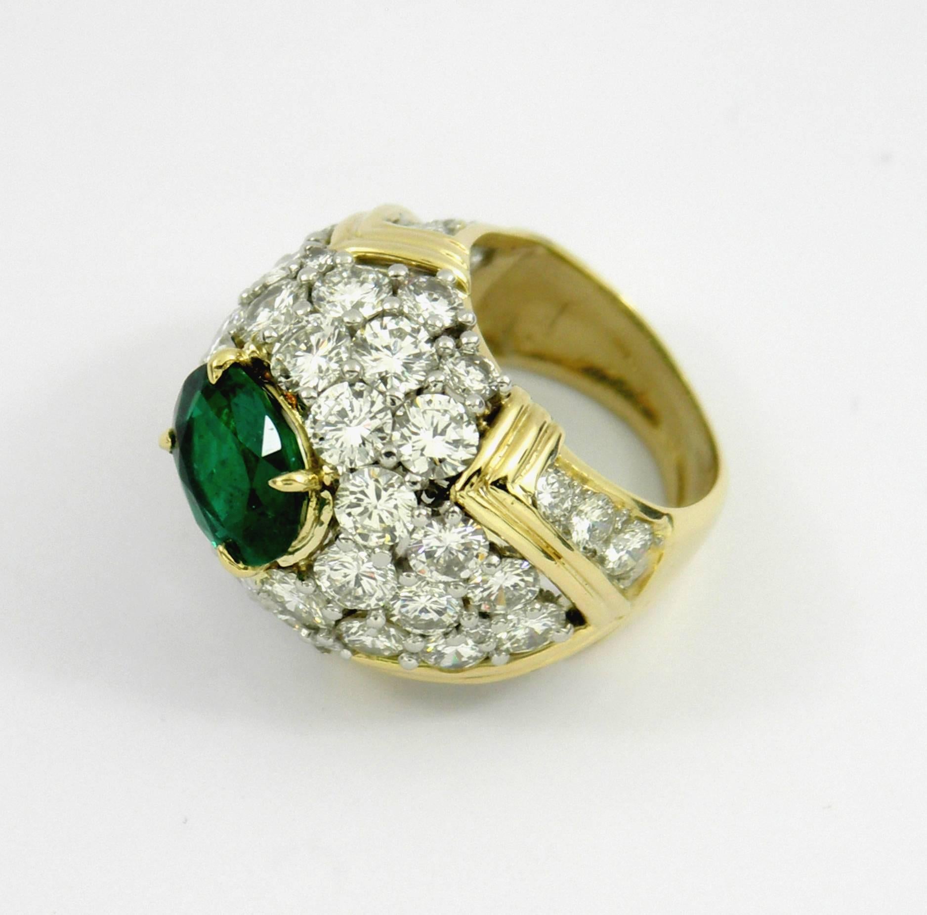 Women's Brilliantly Captivating Emerald and Diamond Ring