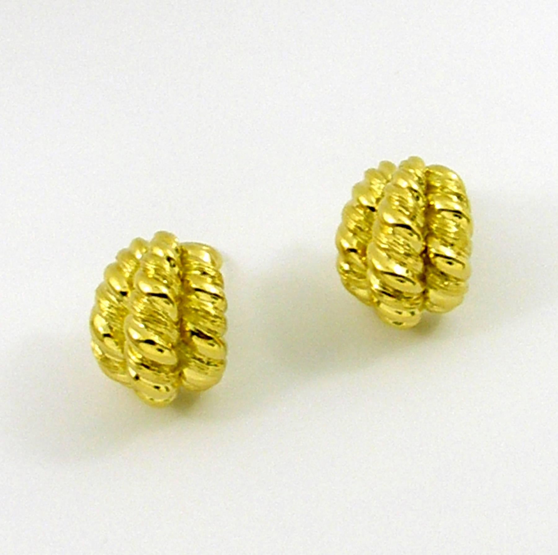 Yellow Gold Twisted Rope Earrings In Excellent Condition In Palm Beach, FL