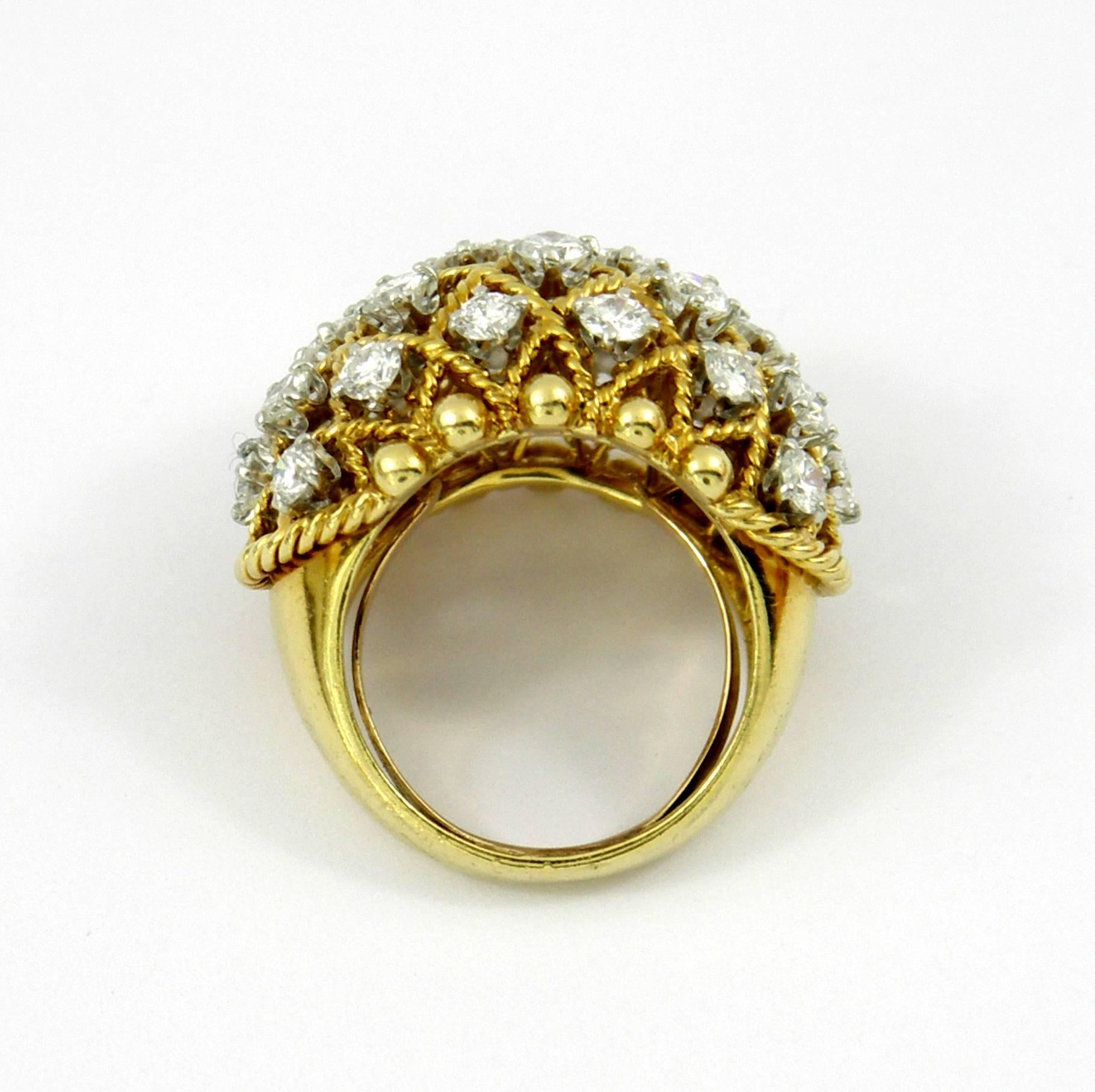Van Cleef & Arpels Lattice Diamond Gold Ring 3