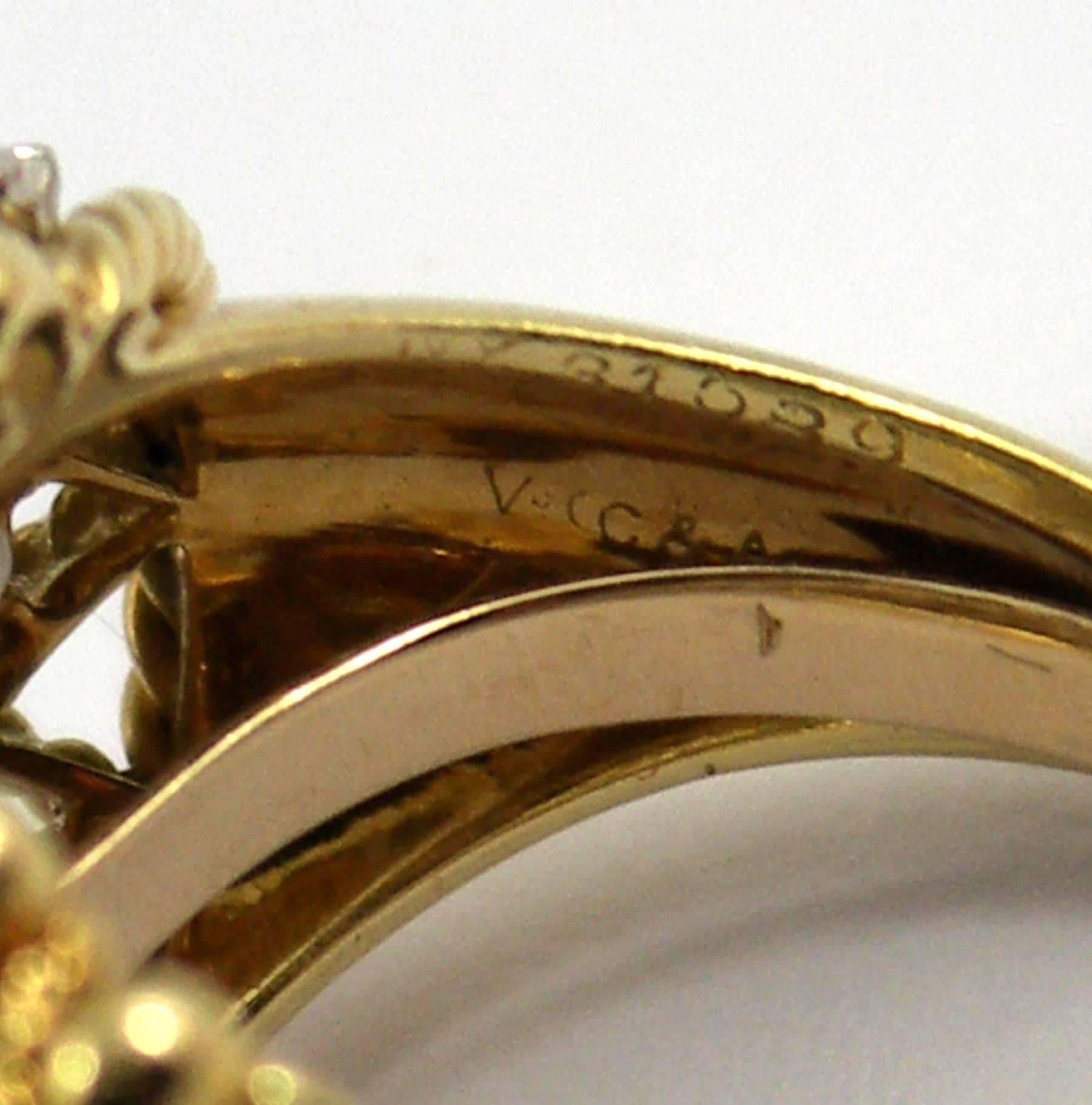 Van Cleef & Arpels Lattice Diamond Gold Ring 6