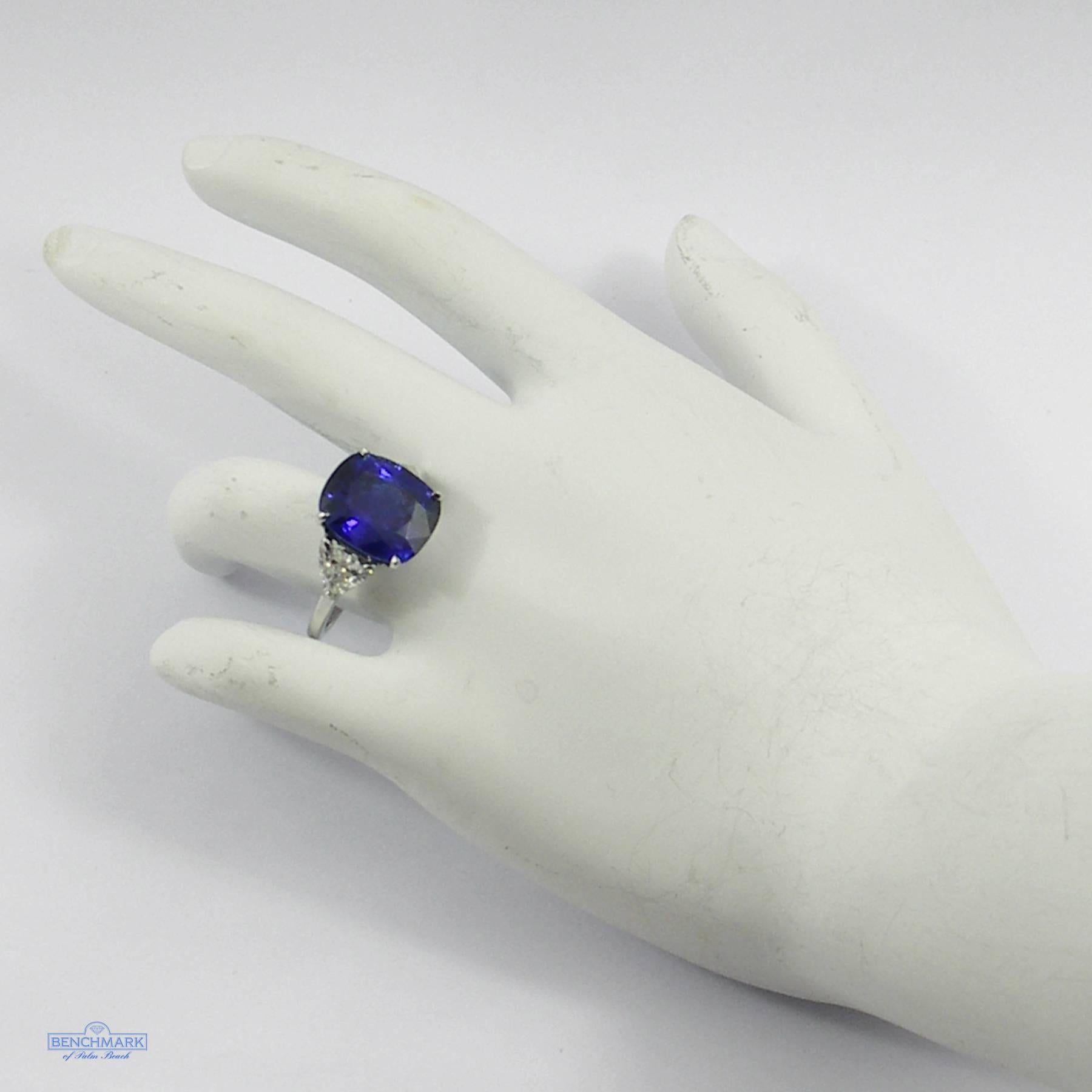 A.G.L. Certified 7.32 Carat Cushion Cut Sapphire Diamond Ring In Excellent Condition In Palm Beach, FL